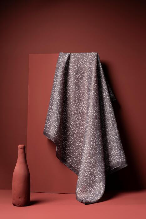 Kadın Çakıl Desen Soft Eşarp FÜME - Jawel