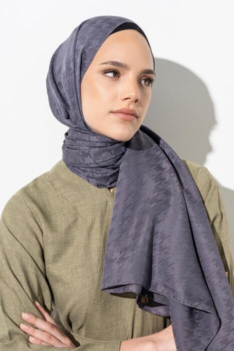 Kadın Tesettür Jakarlı Küçük Desen Kazayağı Şal ANTRASİT 