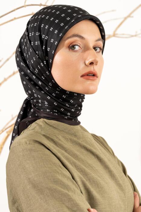 Kadın Küçük Kareli Soft Eşarp SİYAH 