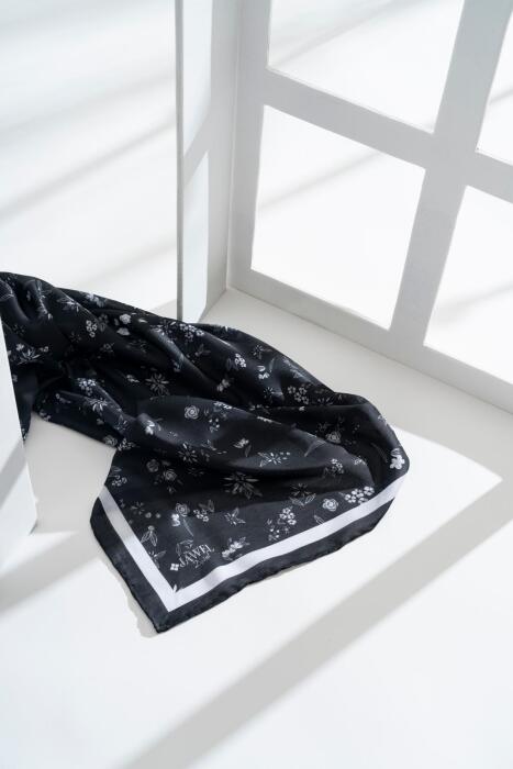Kadın Digital Baskılı Çiçek Desen Soft Eşarp SİYAH 
