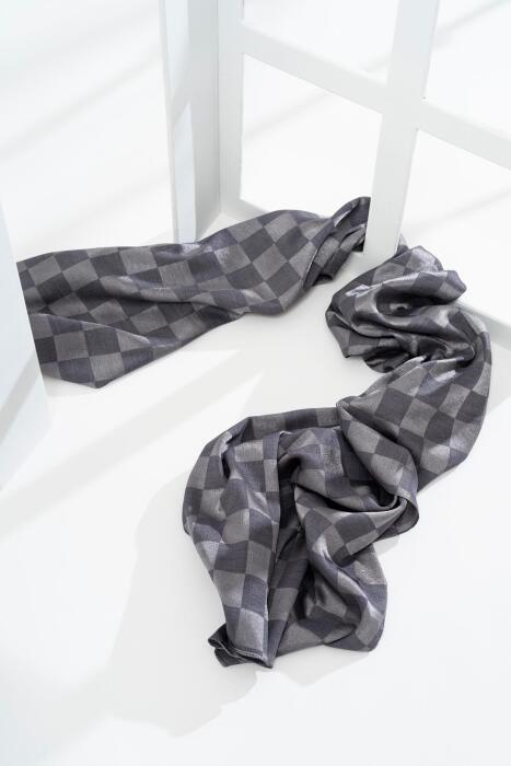 Kadın Dama Desenli Tesettür Jakarlı Şal 185x70 Cm ANTRASİT 