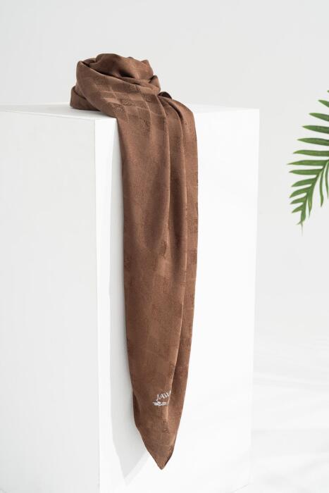 Kadın Tesettür Jakarlı Parlak Venüs Eşarp KOYU KAHVE 