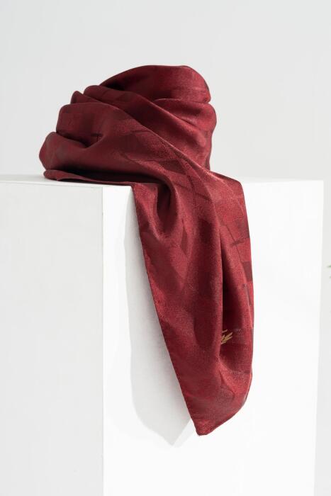 Kadın Tesettür Jakarlı Parlak Venüs Eşarp BORDO 