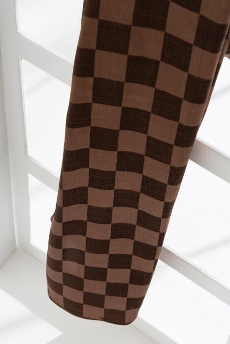 Kadın Dama Desenli Tesettür Jakarlı Şal 185x70 Cm KAHVE 