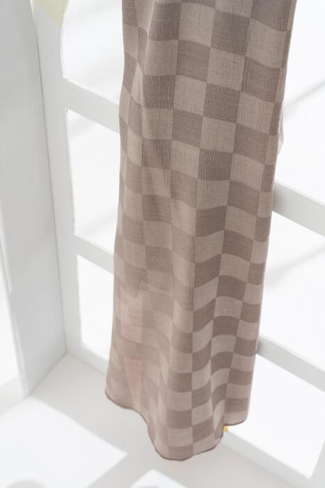 Kadın Dama Desenli Tesettür Jakarlı Şal 185x70 Cm AÇIK VİZON - Jawel