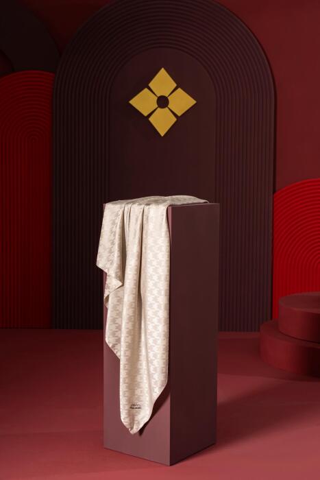 Kadın Tesettür Jakarlı Kazayağı Eşarp 1 EKRU