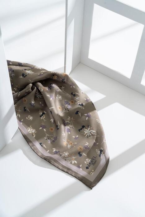 Kadın Digital Baskılı Çiçek Desen Soft Eşarp HAKİ LİLA 